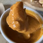 Sajilo Cafe - バタチキはマイルドクリーミーでトマトの酸味が強めに効いたウマいヤツ