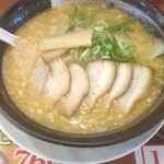 幸楽苑 - 料理写真:味噌とんこつらーめん¥760