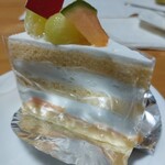 洋菓子倶楽部 KAREN - メロンのショートケーキ