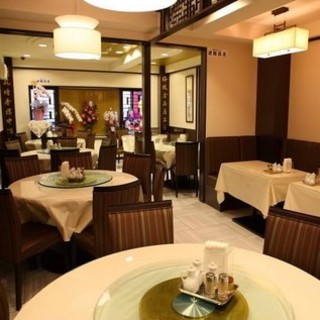 高級感溢れるお席をお楽しみ下さい。
