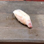 鮨裕 - イサキ♪一仕事の利いた他では味わい難い逸品♪