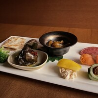 春鶯亭ひら - ひらりんコース前菜