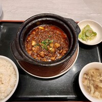 京鼎樓 HANARE店 - 麻婆豆腐セット