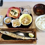 はかな - 焼さんま定食ご飯大盛り