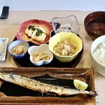 はかな - 焼さんま定食ご飯大盛り