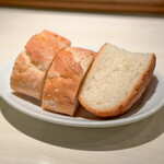 トラットリアゴリアテ - パン☆