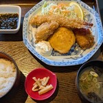 ますよね お食事処 まごころ屋 - 