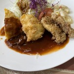 洋食屋 - キッシュ、クリームコロッケ、ひと口カツ