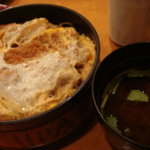 Katsuhan - カツ丼（750円）