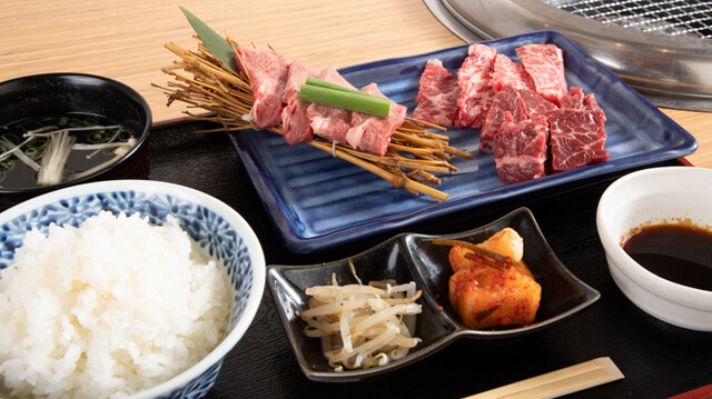 yakiniku tendou Ouji Ekimae Ten photo 3