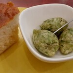 CIVIDALE - 青のりゼッポリーニ、フォッカチオ