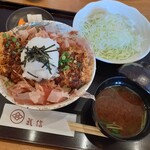 とんかつ武信 - 武信名物醤油かつ丼ロース