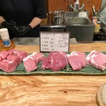 とんかつ 乃ぐち - この日の銘柄豚たち