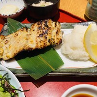伊豆の旬 やんも 丸の内店 - 
