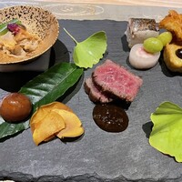 肉割烹ふたご 北新地店 - 焼八寸