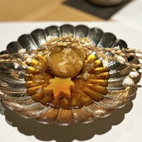 お料理 真 - 里芋豊年蒸し　べっ甲餡紅葉麩山葵
