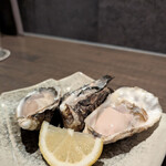麦酒庵 - 生牡蠣三種食比べ