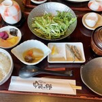 中海の郷 - どじょうが、てんてこ舞い定食の天ぷら付き