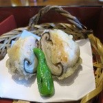 魚沼釜蔵 - 本日の三つ切弁当の八色椎茸海老しんじょう