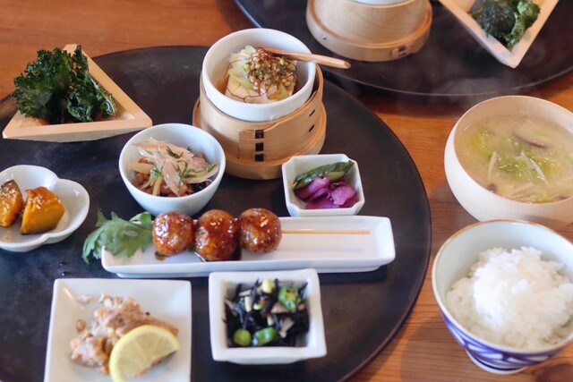 以前より利用しにくい営業システムに : 百閒の写真