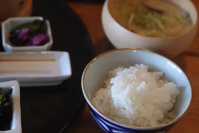 以前より利用しにくい営業システムに : 百閒の写真