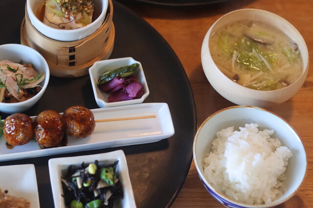 以前より利用しにくい営業システムに : 百閒の写真