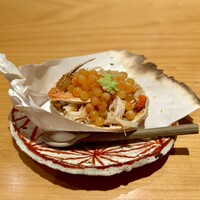 華丸吉日 - 北海道　香箱蟹　蒸し寿司　半熟イクラ添え