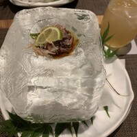 京風鉄板 はせ川 - 肉蕎麦✨氷が大きい