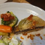 キッチン ブルー グローブ - 再び茄子を乗せる