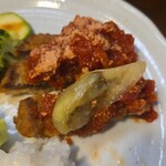 キッチン ブルー グローブ - 茄子を乗せると生姜味へ