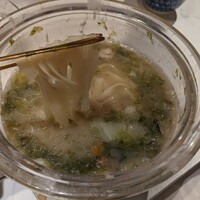 創作料理と宝石鍋しゃぶしゃぶ 宝泉 - 