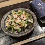 267664601 - 鰻の燻製サラダ♪ピンクペッパーがアクセントで盛り付けも素敵でした♡