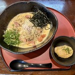 うどん工房かたつむり - 【カルボナーラうどん】と【二子さといもの天ぷら】