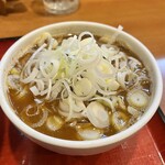めん和正 - ◾️つけ麺1玉¥900
      ◾️味玉¥50
      　※こちらも定番の『ネギ多め』も申告❣️
      　※1年前に比べ¥100ほど値上がりしてますが
      　　それでも¥1.000以下と激安な設定
      　※後会計　現金のみ