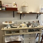 レ・カドゥ・サンセ - いつ見てもどの焼き菓子も美味しそうです！