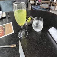 DINING & BAR TABLE 9 TOKYO - 