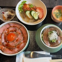 熟成焼肉えいき - ローストビーフ3段重
