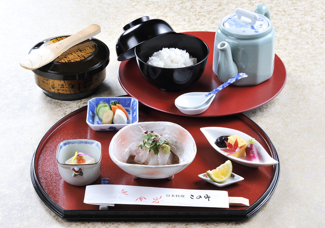 ランチメニュー 日本料理 茶寮このみ 飯塚 懐石 会席料理 食べログ