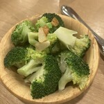 ハシモト - ブロッコリーのガーリックソテー