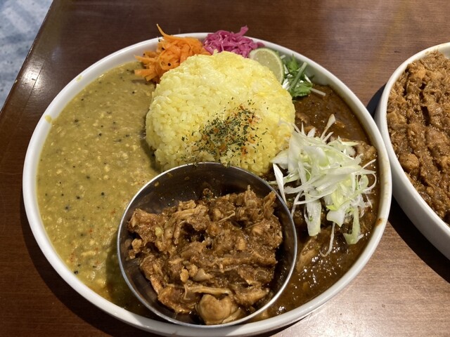 カレー屋まーくんのあなたの知らないスパイスの世界　PUNPEE 7inch付き PUNPEEとカレー屋まーくん アナログDJプレイの魅力を語る