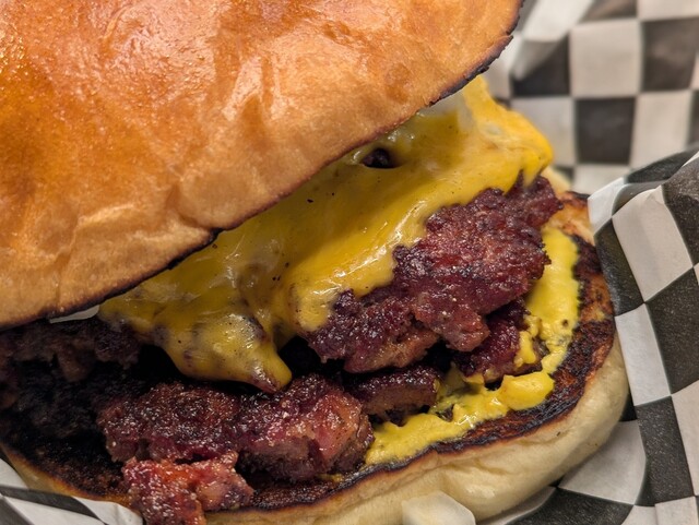 Carl Og3 Burger Shop - キングストリート/ハンバーガー | 食べログ