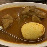 スパイス バル ヤラダモン。 - 