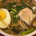 味覚亭本店 - 具材アップ
