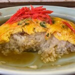 味覚亭本店 - 天津飯断面