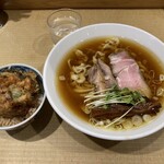 手打 親鶏中華そば 綾川 - 