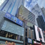 The Westin New York at Times Square - 外観が個性的
