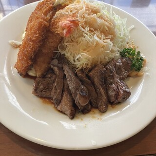 ラジャ - 料理写真: