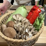 天ぷら浅沼 - 本日のキノコやお野菜