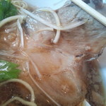 カットがとても大きく、デーンと表面を覆うので迫力があった！