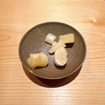 鮨 さかい - ガリ